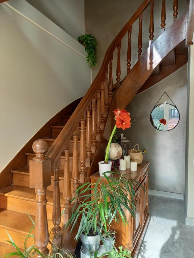 Chambres D'Hotes Le Relais Globe Trotteur Montaigu  Екстериор снимка