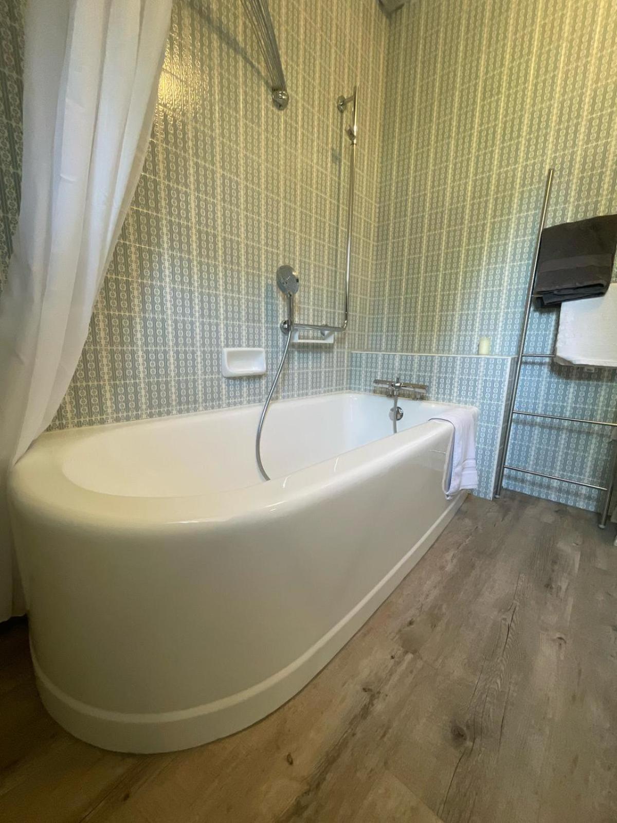 Chambres D'Hotes Le Relais Globe Trotteur Montaigu  Екстериор снимка